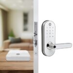 Combo Fechadura Digital Yale Senha YMC 420W Resistente à Água Branca de Embutir - Imagem 7