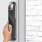 Fechadura Eletrônica Digital Intelbras com Biometria, Cartão, Chave e Senha FR 630 Embutir para Porta de Giro - Imagem 4