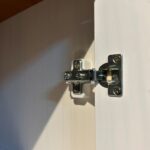 Guarda-roupa Bipartido 12 Portas 3 Gavetas Topázio 100% Madeira Maciça Branco /freijó - Imagem 5